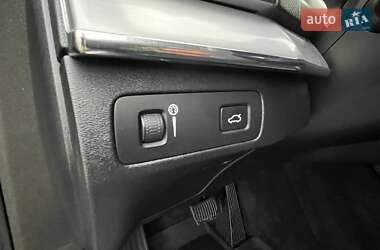 Внедорожник / Кроссовер Volvo XC90 2016 в 