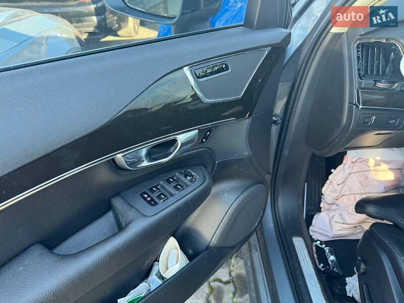 Внедорожник / Кроссовер Volvo XC90 2017 в Львове