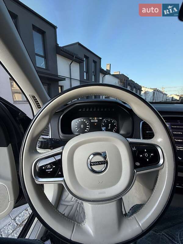 Позашляховик / Кросовер Volvo XC90 2015 в Івано-Франківську