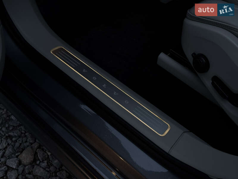 Внедорожник / Кроссовер Volvo XC90 2015 в Бердичеве фото 29 Внедорожник / Кроссовер Volvo XC90 2015 в Бердичеве