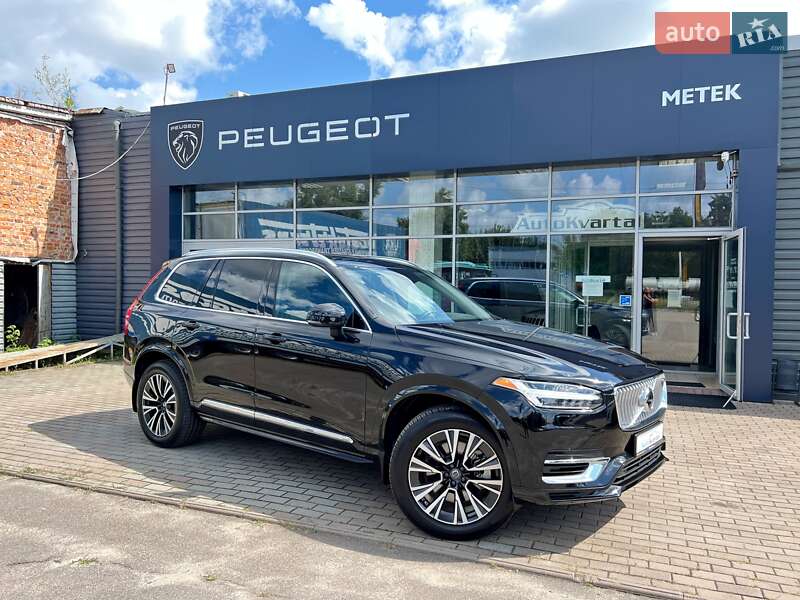 Позашляховик / Кросовер Volvo XC90 2021 в  фото Позашляховик / Кросовер Volvo XC90 2021 в