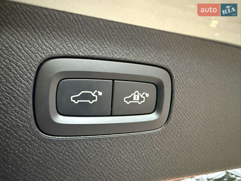 Внедорожник / Кроссовер Volvo XC90 2022 в Киеве фото 19 Внедорожник / Кроссовер Volvo XC90 2022 в Киеве