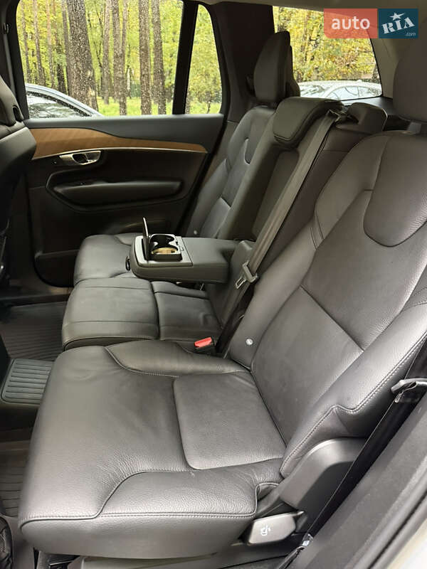 Внедорожник / Кроссовер Volvo XC90 2022 в Киеве фото 46 Внедорожник / Кроссовер Volvo XC90 2022 в Киеве