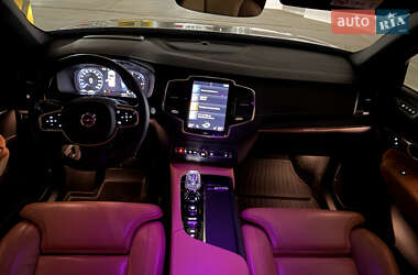 Внедорожник / Кроссовер Volvo XC90 2020 в 