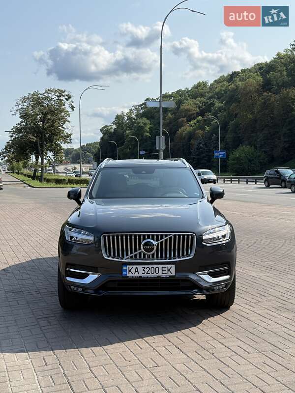 Внедорожник / Кроссовер Volvo XC90 2021 в Киеве