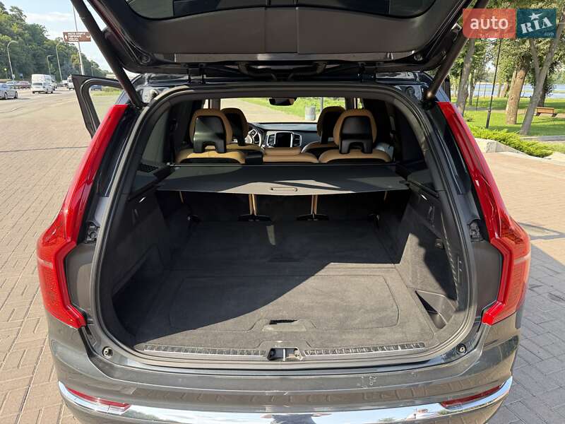 Внедорожник / Кроссовер Volvo XC90 2021 в Киеве
