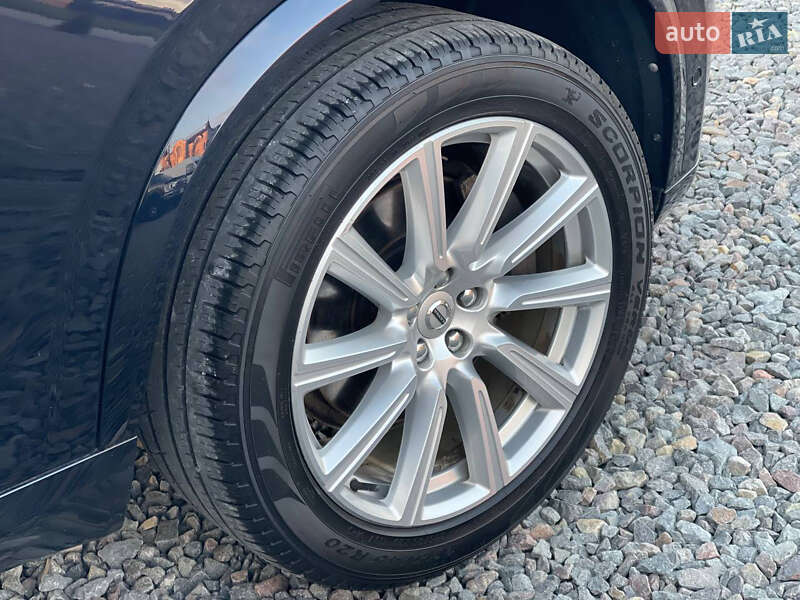 Внедорожник / Кроссовер Volvo XC90 2017 в Черновцах