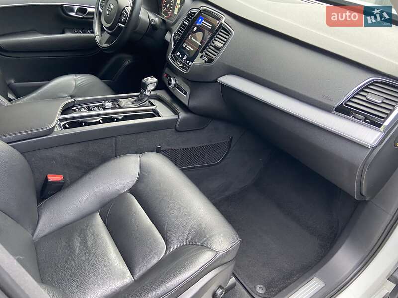 Позашляховик / Кросовер Volvo XC90 2019 в Києві