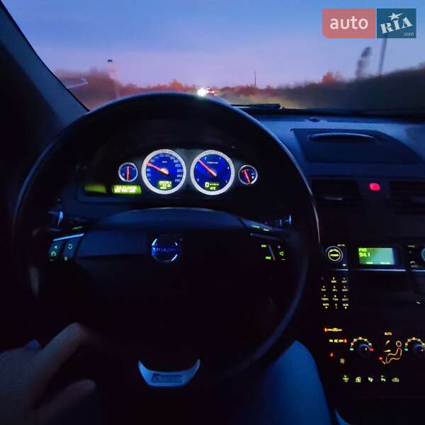 Внедорожник / Кроссовер Volvo XC90 2010 в Берегово фото 11 Внедорожник / Кроссовер Volvo XC90 2010 в Берегово