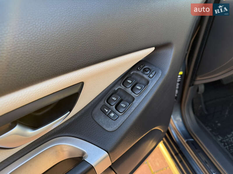 Внедорожник / Кроссовер Volvo XC90 2010 в Тернополе фото 17 Внедорожник / Кроссовер Volvo XC90 2010 в Тернополе