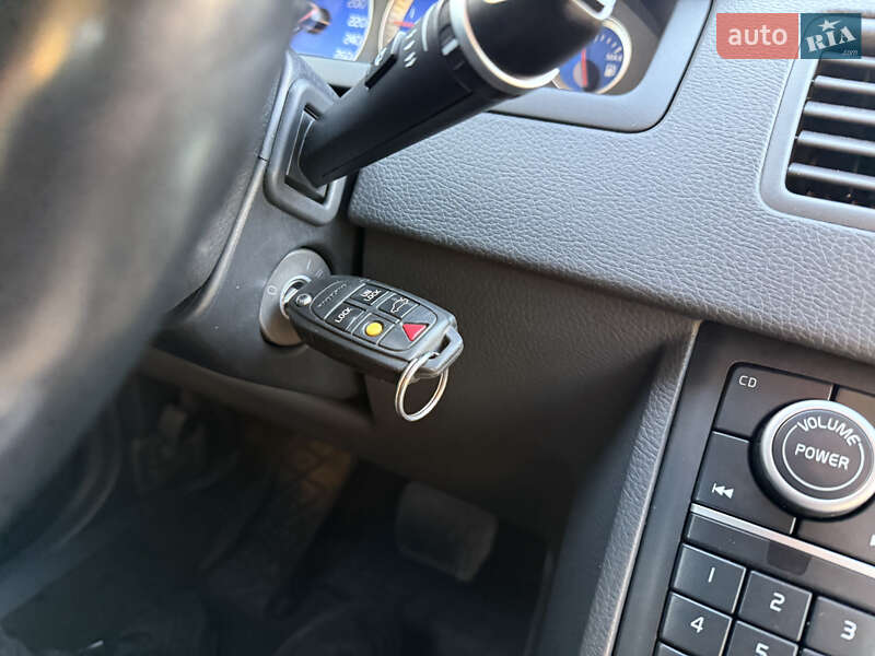 Внедорожник / Кроссовер Volvo XC90 2010 в Тернополе фото 28 Внедорожник / Кроссовер Volvo XC90 2010 в Тернополе