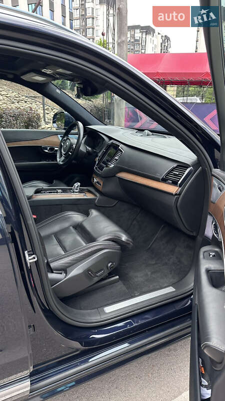 Внедорожник / Кроссовер Volvo XC90 2016 в Киеве фото 31 Внедорожник / Кроссовер Volvo XC90 2016 в Киеве