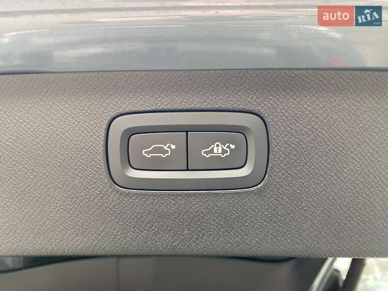 Внедорожник / Кроссовер Volvo XC90 2021 в Киеве фото 14 Внедорожник / Кроссовер Volvo XC90 2021 в Киеве