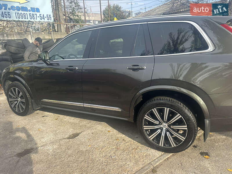 Позашляховик / Кросовер Volvo XC90 2020 в Києві