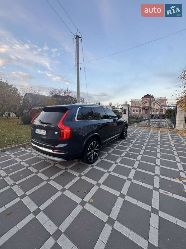 Volvo XC90 2021