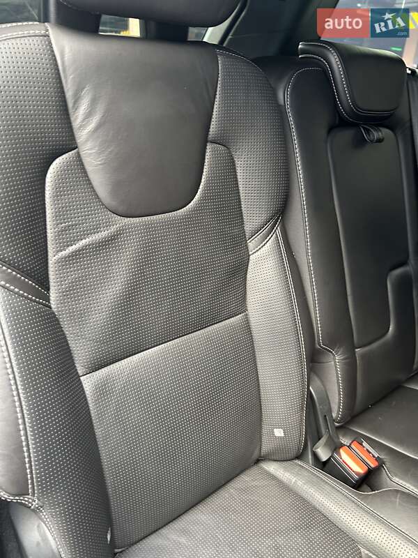 Внедорожник / Кроссовер Volvo XC90 2016 в Киеве