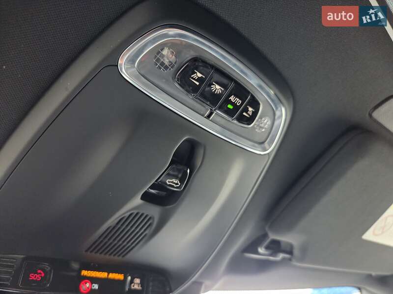 Внедорожник / Кроссовер Volvo XC90 2020 в Киеве