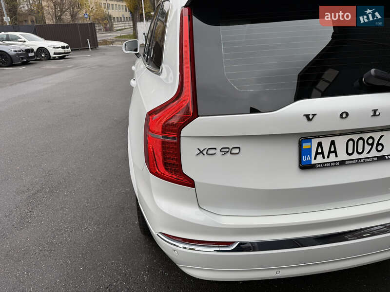Внедорожник / Кроссовер Volvo XC90 2023 в Киеве