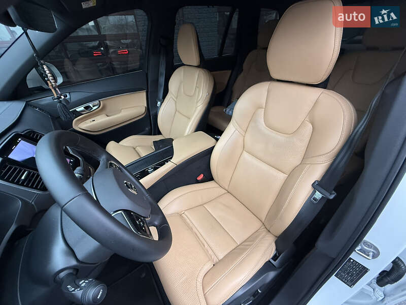 Внедорожник / Кроссовер Volvo XC90 2023 в Киеве