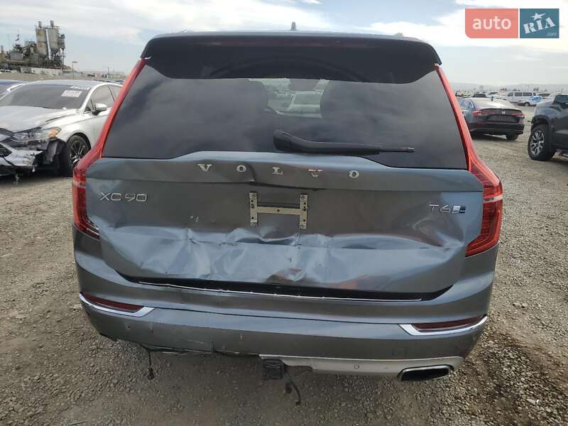 Внедорожник / Кроссовер Volvo XC90 2017 в Киеве