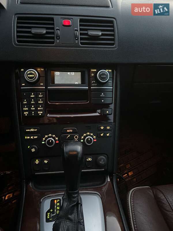 Внедорожник / Кроссовер Volvo XC90 2012 в Радивилове