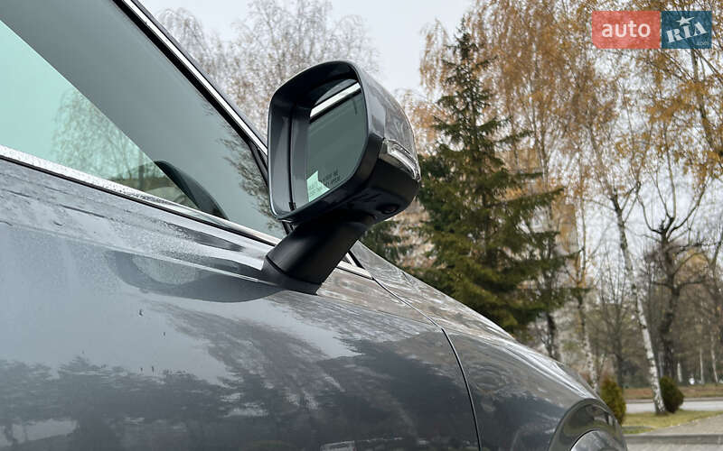 Внедорожник / Кроссовер Volvo XC90 2016 в Львове