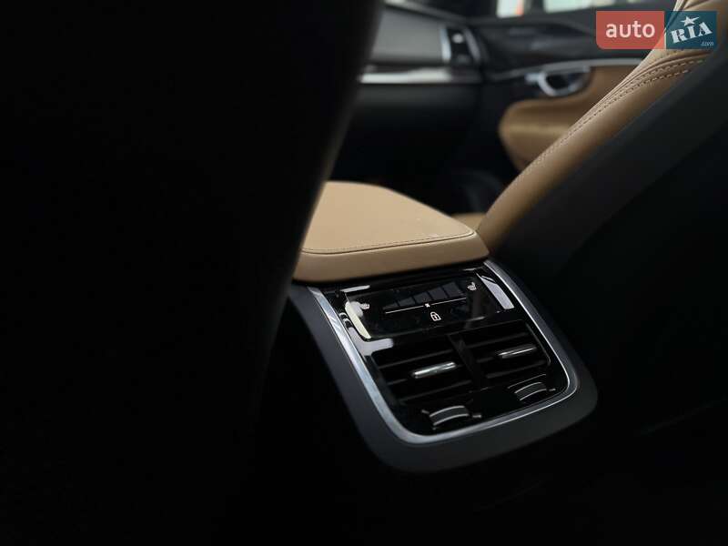 Внедорожник / Кроссовер Volvo XC90 2018 в Мукачево фото 69 Внедорожник / Кроссовер Volvo XC90 2018 в Мукачево