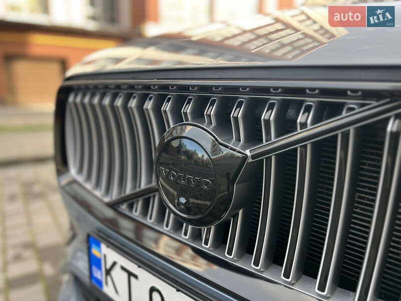 Позашляховик / Кросовер Volvo XC90 2019 в Івано-Франківську