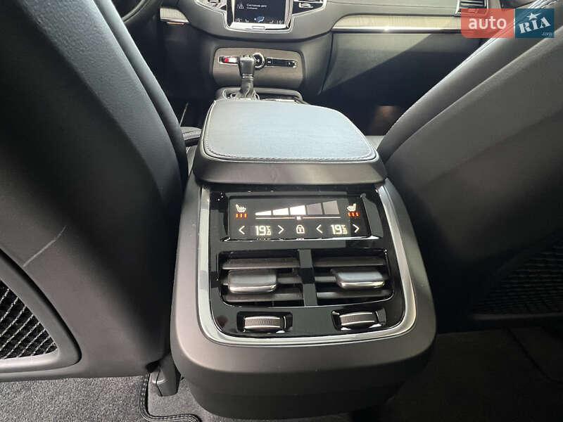 Позашляховик / Кросовер Volvo XC90 2019 в Івано-Франківську