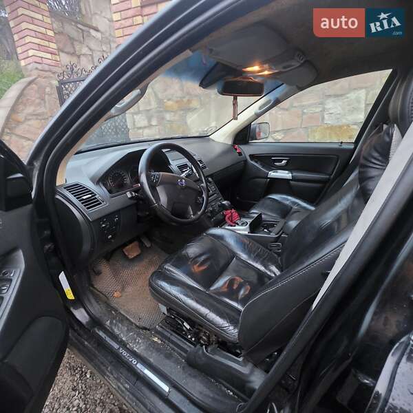 Volvo XC90 2005