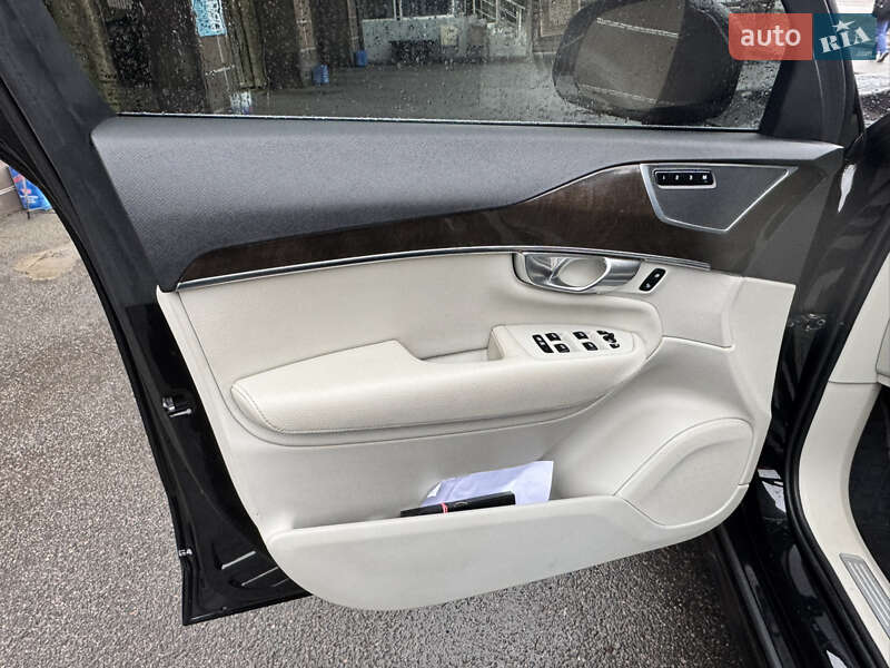 Позашляховик / Кросовер Volvo XC90 2017 в Харкові фото 22 Позашляховик / Кросовер Volvo XC90 2017 в Харкові