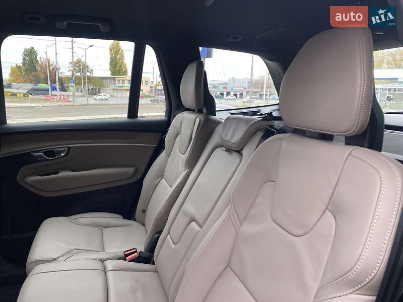 Внедорожник / Кроссовер Volvo XC90 2025 в Днепре фото 36 Внедорожник / Кроссовер Volvo XC90 2025 в Днепре
