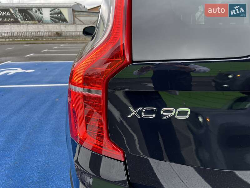 Внедорожник / Кроссовер Volvo XC90 2019 в Киеве