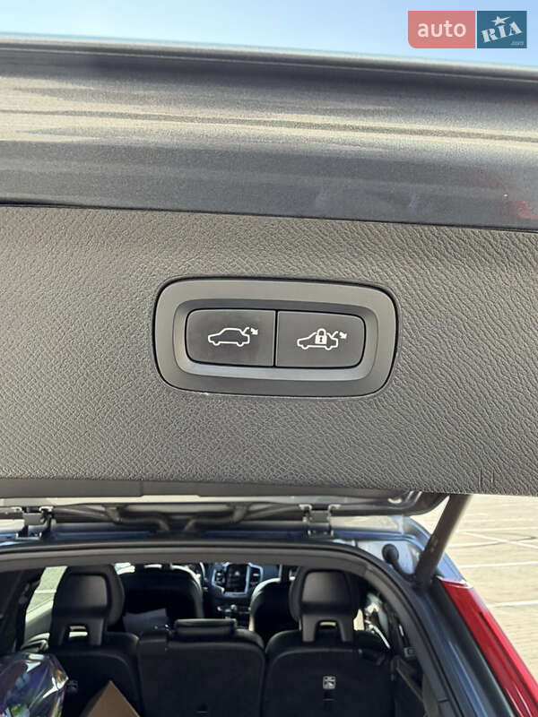 Внедорожник / Кроссовер Volvo XC90 2015 в Одессе