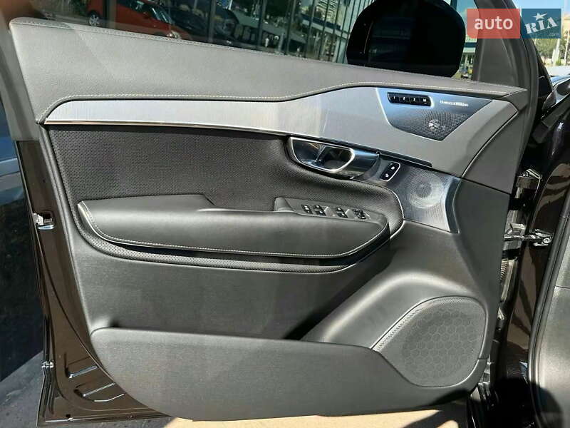 Внедорожник / Кроссовер Volvo XC90 2020 в Киеве фото 16 Внедорожник / Кроссовер Volvo XC90 2020 в Киеве