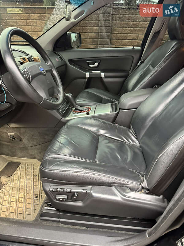 Внедорожник / Кроссовер Volvo XC90 2009 в Житомире