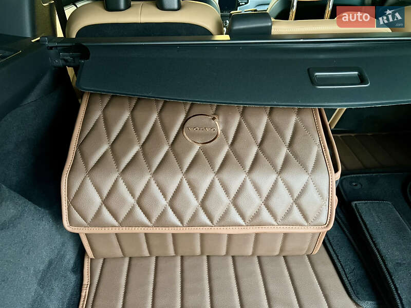 Позашляховик / Кросовер Volvo XC90 2023 в Києві фото 79 Позашляховик / Кросовер Volvo XC90 2023 в Києві