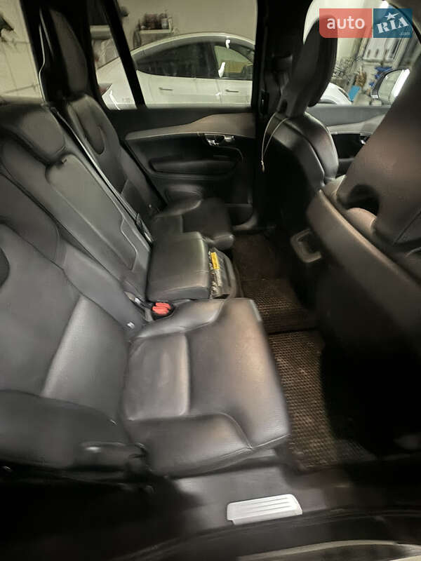 Внедорожник / Кроссовер Volvo XC90 2022 в Киеве