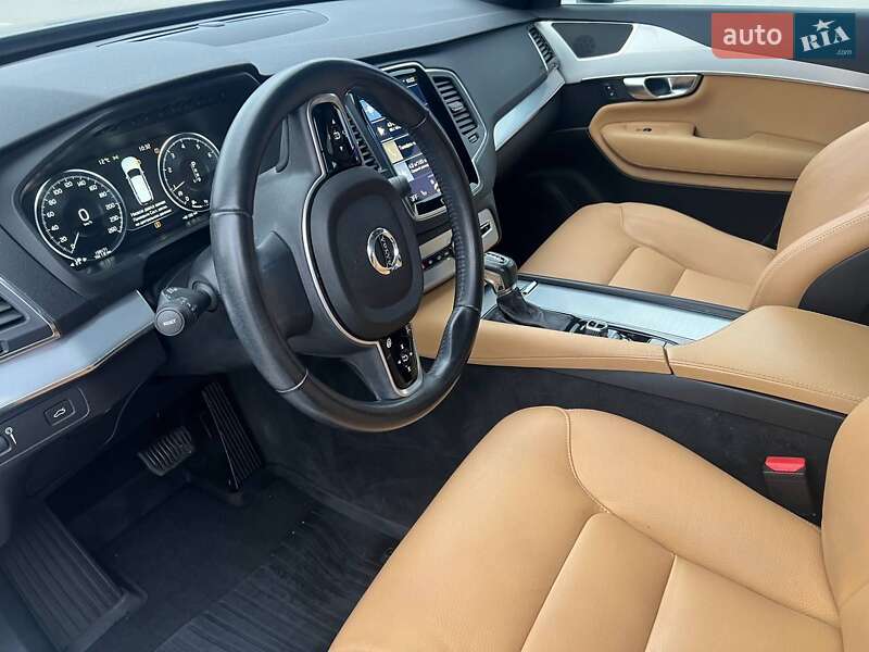 Внедорожник / Кроссовер Volvo XC90 2017 в Тернополе