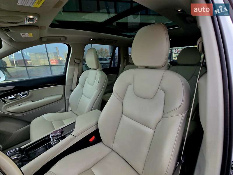 Внедорожник / Кроссовер Volvo XC90 2018 в Ивано-Франковске
