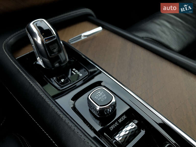 Позашляховик / Кросовер Volvo XC90 2018 в Чернівцях фото 29 Позашляховик / Кросовер Volvo XC90 2018 в Чернівцях