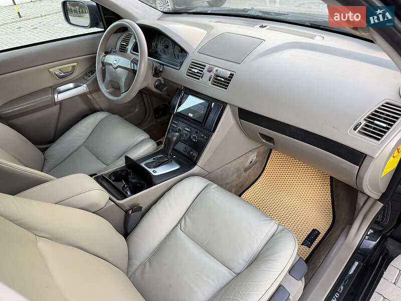 Внедорожник / Кроссовер Volvo XC90 2005 в Кременце