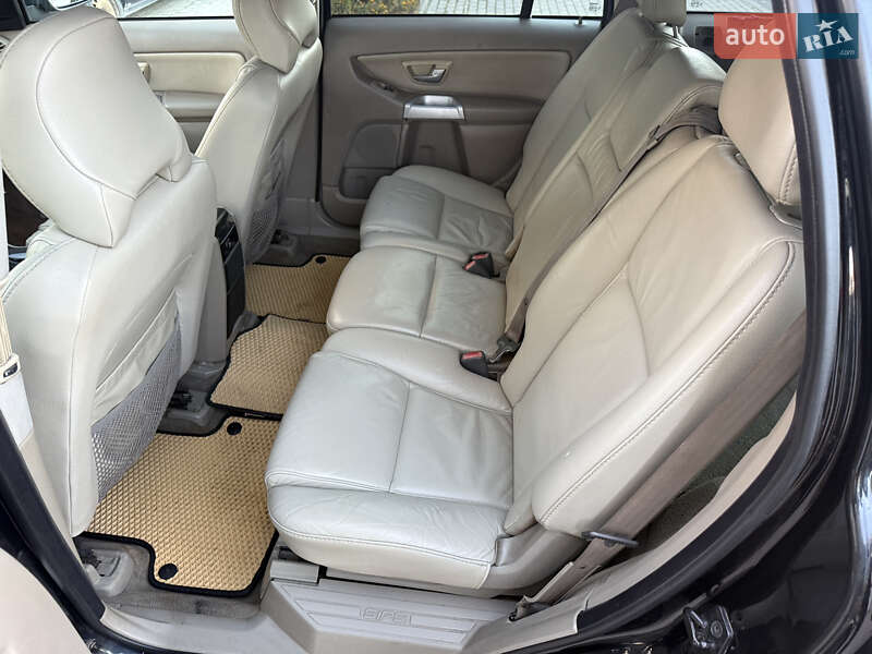 Внедорожник / Кроссовер Volvo XC90 2005 в Кременце