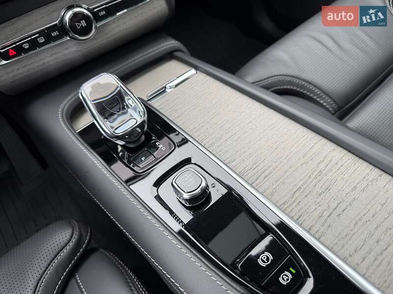 Внедорожник / Кроссовер Volvo XC90 2024 в Виннице фото 58 Внедорожник / Кроссовер Volvo XC90 2024 в Виннице