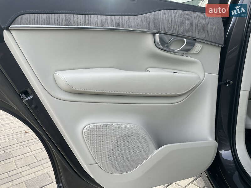 Внедорожник / Кроссовер Volvo XC90 2023 в Днепре