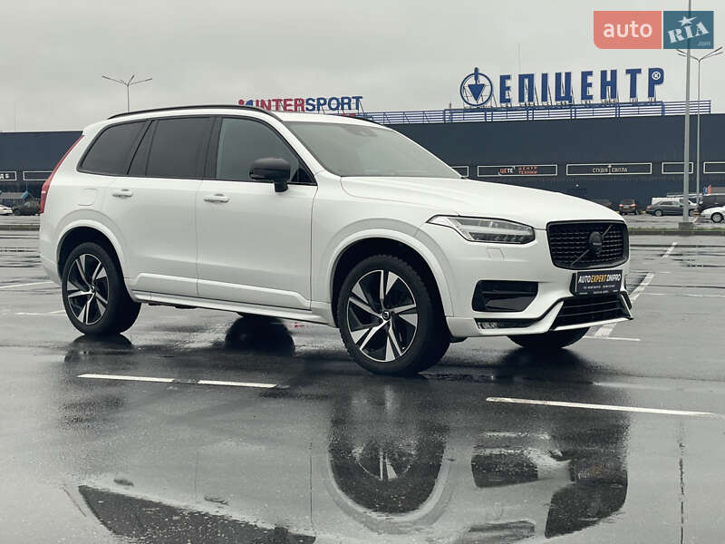 Внедорожник / Кроссовер Volvo XC90 2020 в Днепре фото 9 Внедорожник / Кроссовер Volvo XC90 2020 в Днепре