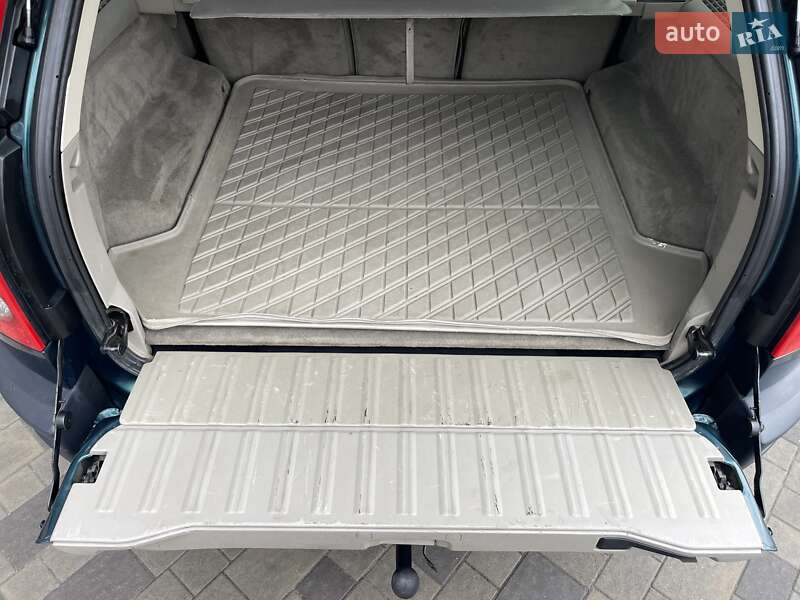 Внедорожник / Кроссовер Volvo XC90 2003 в Харькове