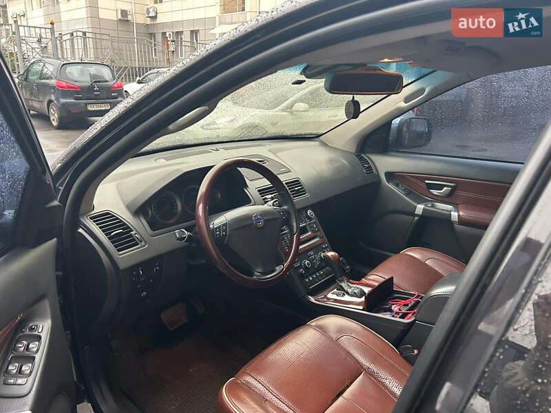 Позашляховик / Кросовер Volvo XC90 2010 в Харкові