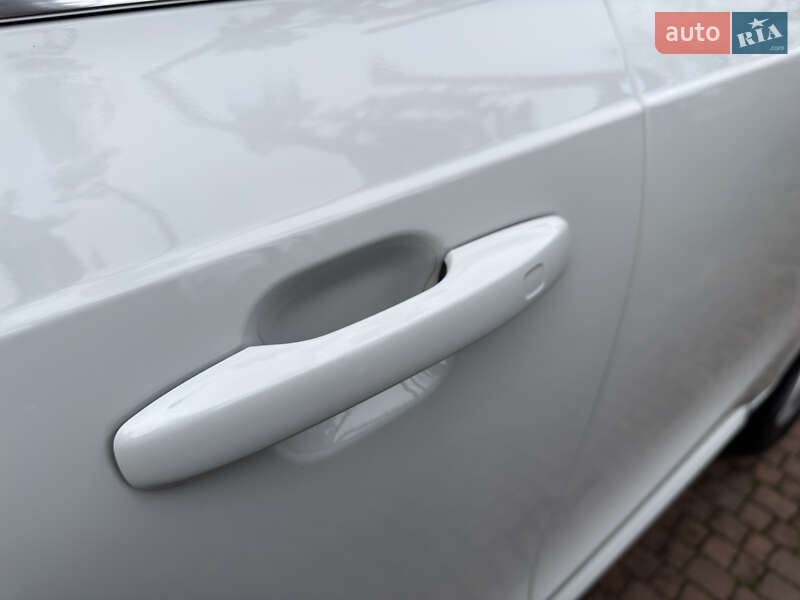 Внедорожник / Кроссовер Volvo XC90 2020 в Киеве фото 35 Внедорожник / Кроссовер Volvo XC90 2020 в Киеве