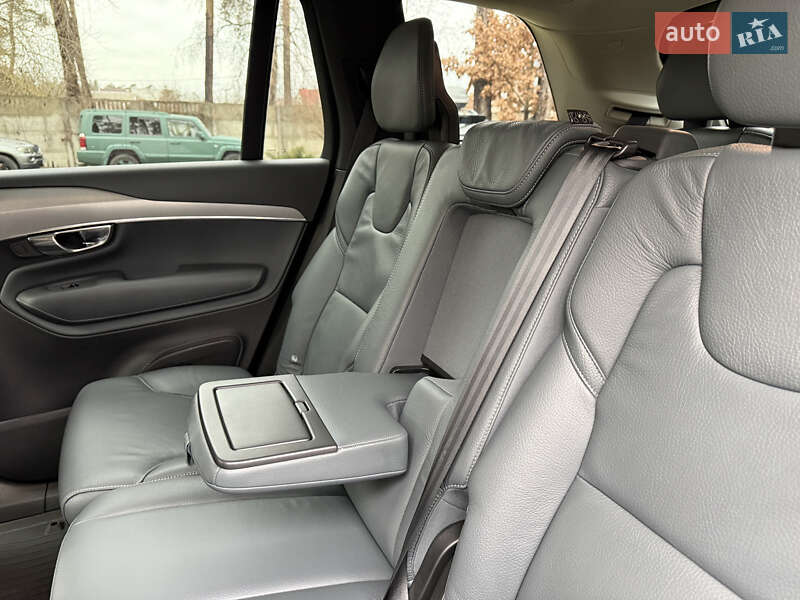 Внедорожник / Кроссовер Volvo XC90 2020 в Киеве фото 133 Внедорожник / Кроссовер Volvo XC90 2020 в Киеве